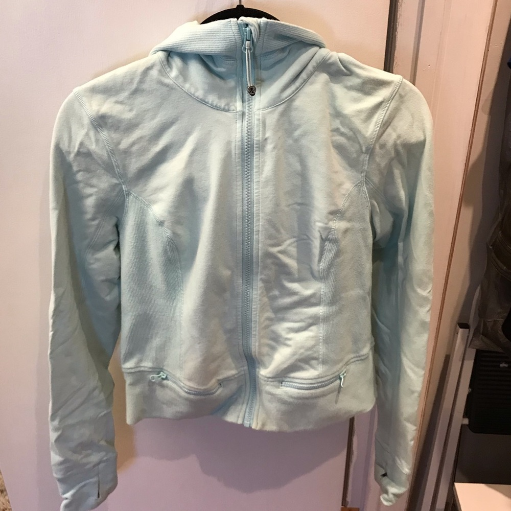 LULULEMON EXERCISE HOODIE!